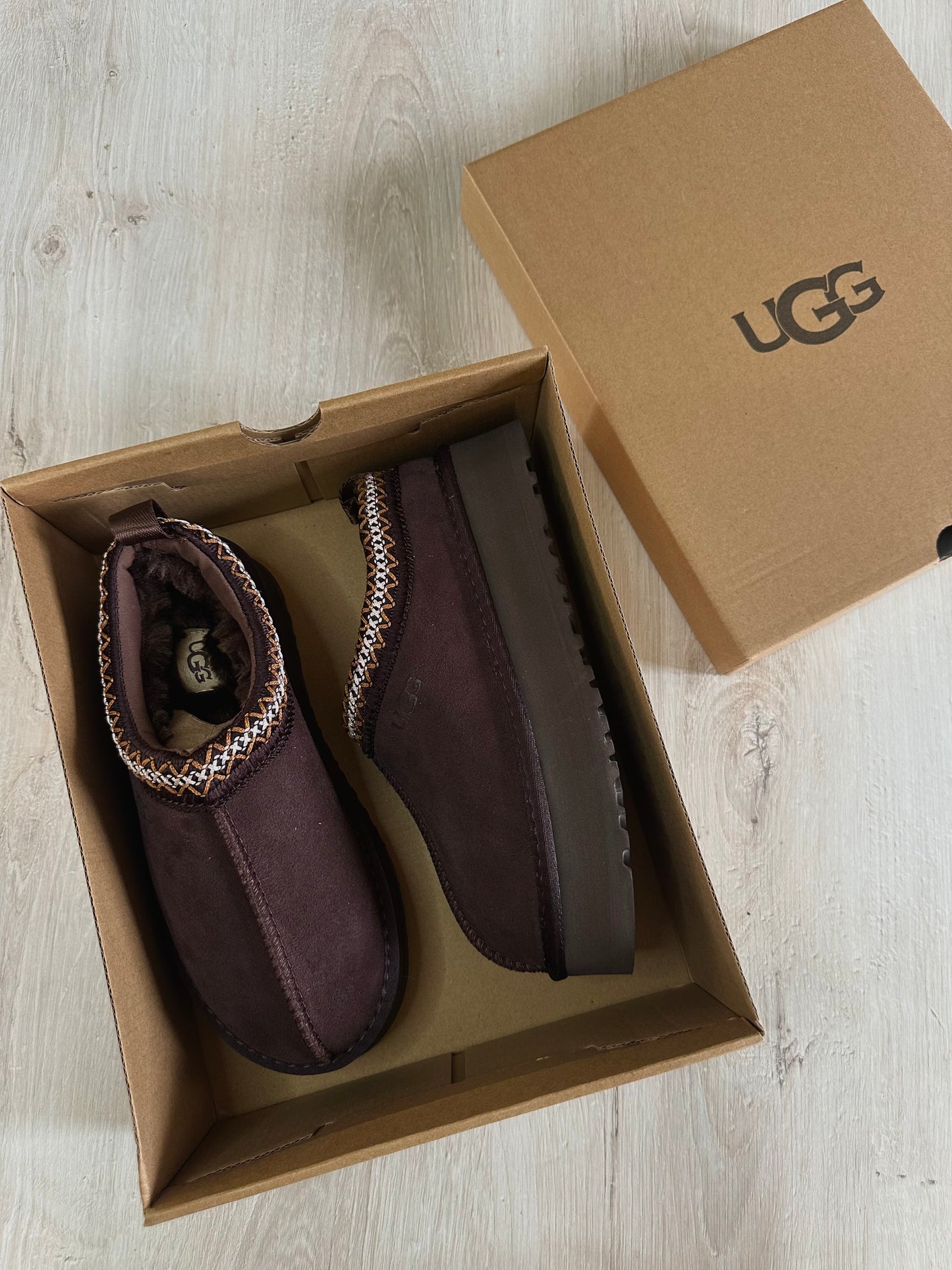 Fur shoes comfy